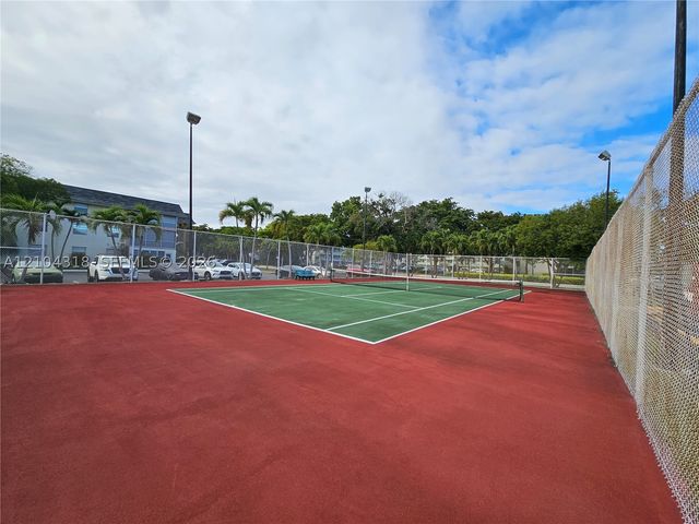 5180 E Sabal Palm Blvd 340, Tamarac, FL 33319