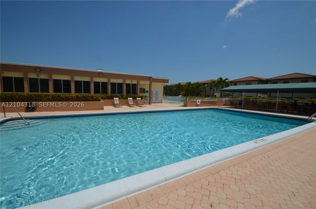 5180 E Sabal Palm Blvd 340, Tamarac, FL 33319