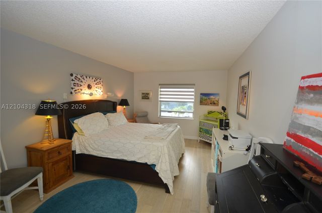 5180 E Sabal Palm Blvd 340, Tamarac, FL 33319