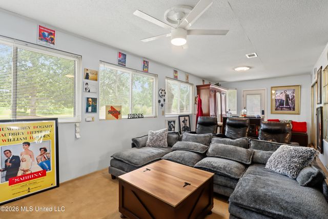 119 Muirfield Court, Ocean Springs, MS 39564