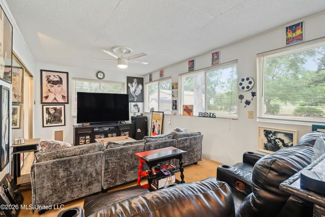 119 Muirfield Court, Ocean Springs, MS 39564