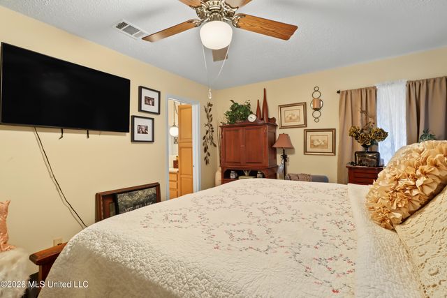 119 Muirfield Court, Ocean Springs, MS 39564