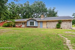 119 Muirfield Court, Ocean Springs, MS 39564