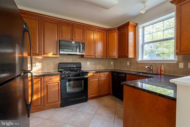 112 MASTERSON CT, Ewing, NJ 08618