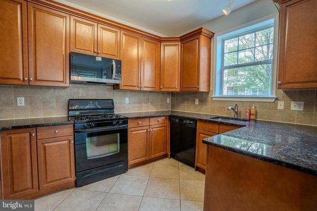 112 MASTERSON CT, Ewing, NJ 08618