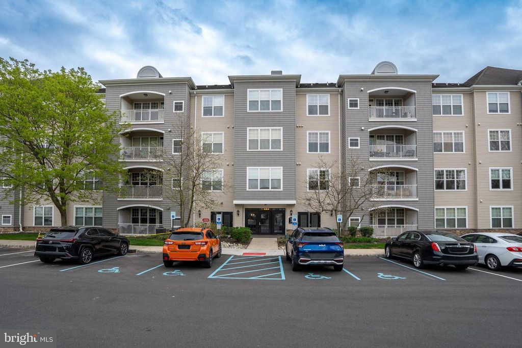 112 MASTERSON CT, Ewing, NJ 08618