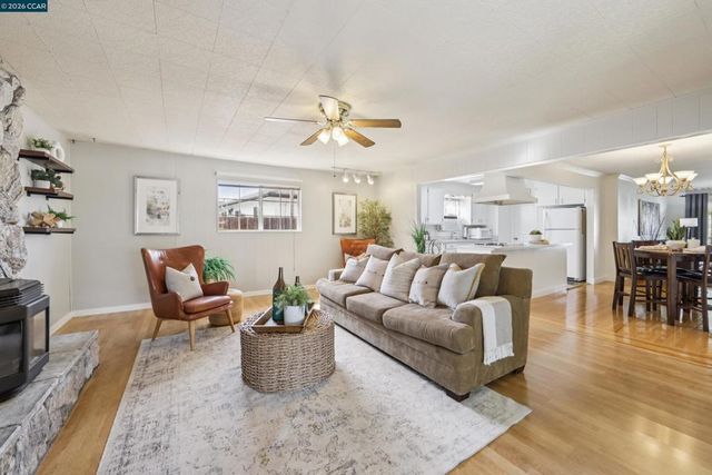 18 E Madill St, Antioch, CA 94509