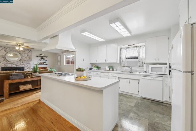 18 E Madill St, Antioch, CA 94509