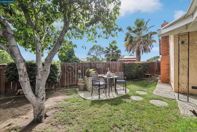 18 E Madill St, Antioch, CA 94509