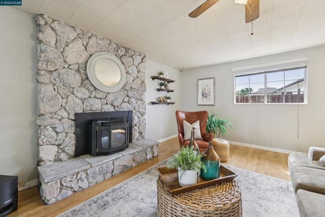 18 E Madill St, Antioch, CA 94509