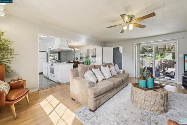 18 E Madill St, Antioch, CA 94509