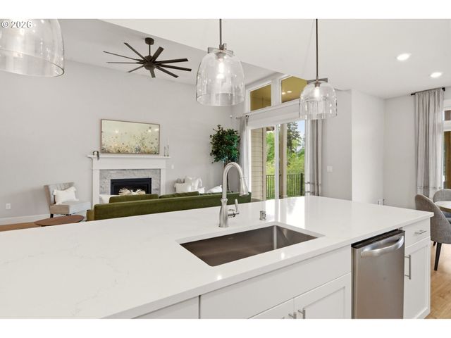 1721 Nw HANCOCK Dr, Camas, WA 98607