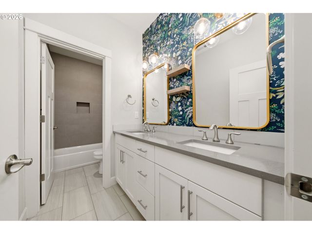 1721 Nw HANCOCK Dr, Camas, WA 98607