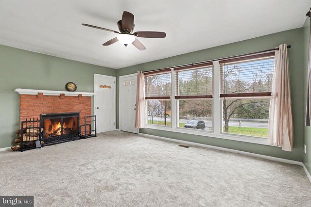 1949 MILLERSVILLE RD, Lancaster, PA 17603