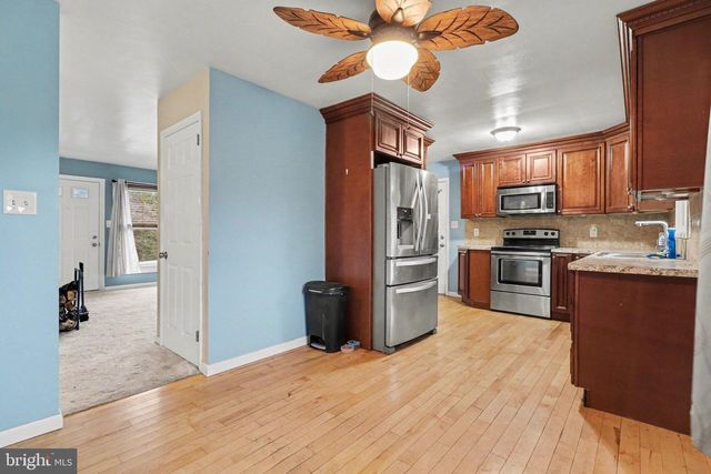 1949 MILLERSVILLE RD, Lancaster, PA 17603