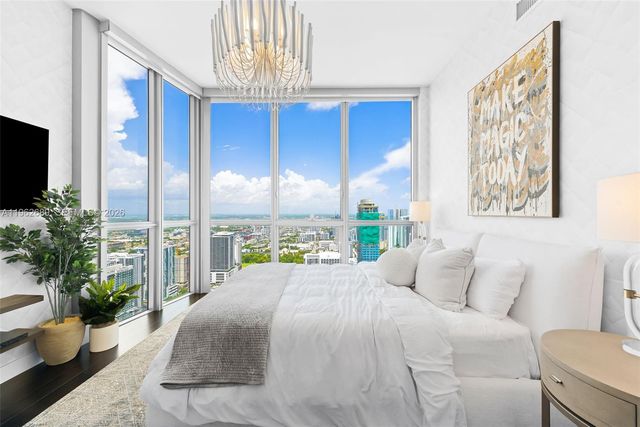 1100 Biscayne Boulevard 5706, Miami, FL 33132