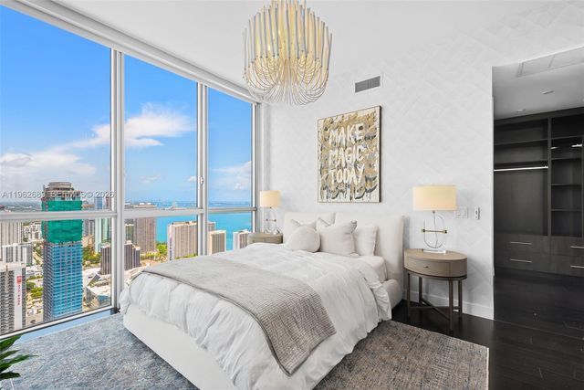 1100 Biscayne Boulevard 5706, Miami, FL 33132
