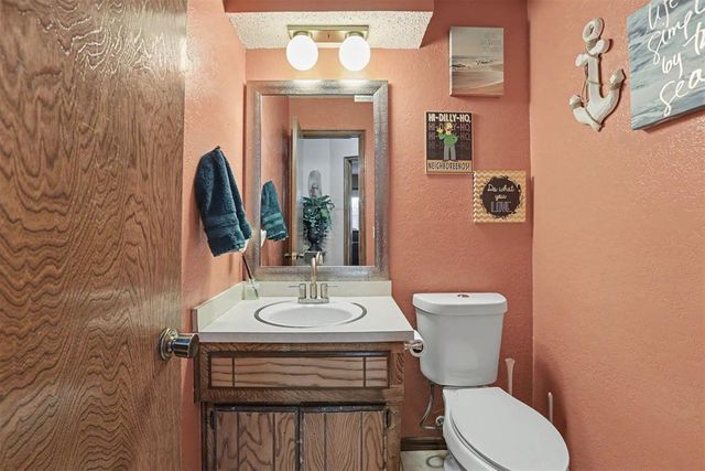 744 SW 101st Street, Oklahoma City, OK 73139