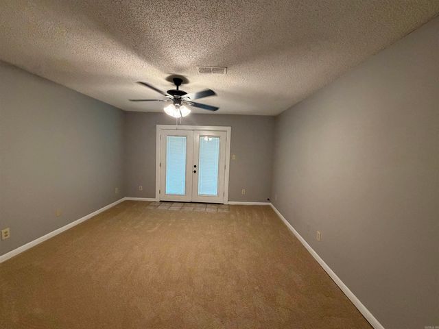 14 Concord Drive, White Hall, AR 71602