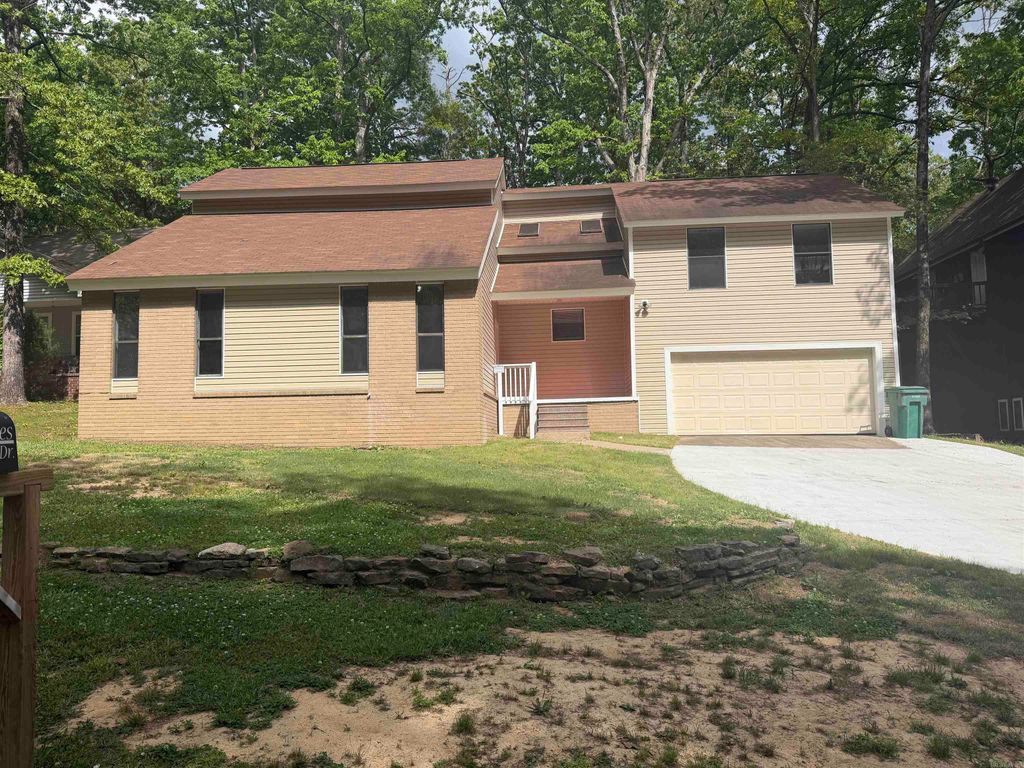 14 Concord Drive, White Hall, AR 71602