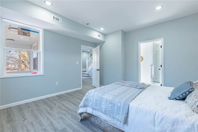 20 5 Oaks Avenue, Dayton, OH 45405