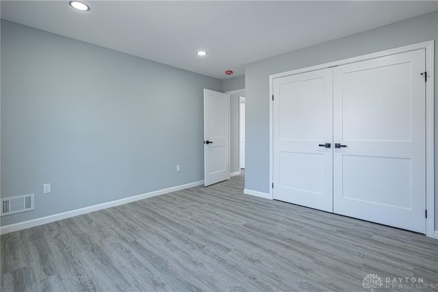 20 5 Oaks Avenue, Dayton, OH 45405