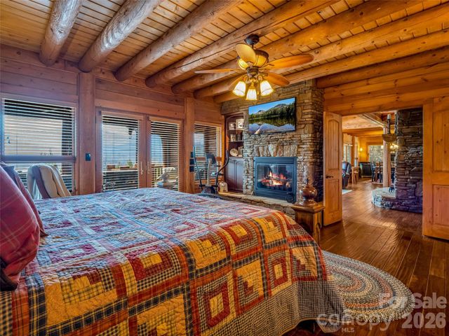 182 Deer Trail, Lake Lure, NC 28746