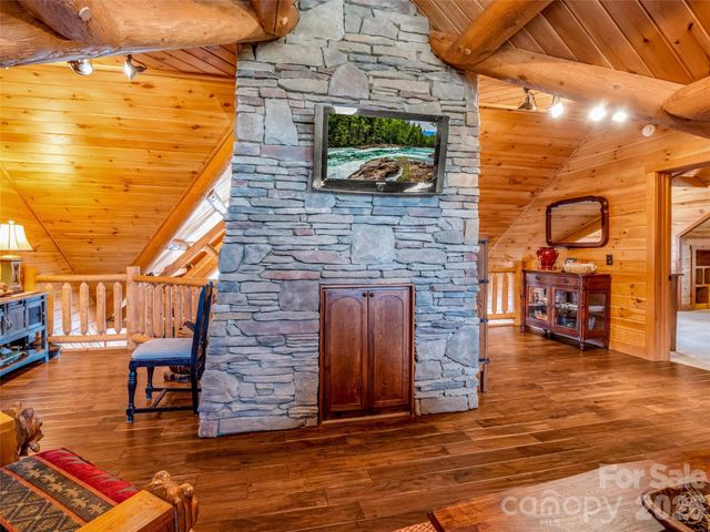 182 Deer Trail, Lake Lure, NC 28746