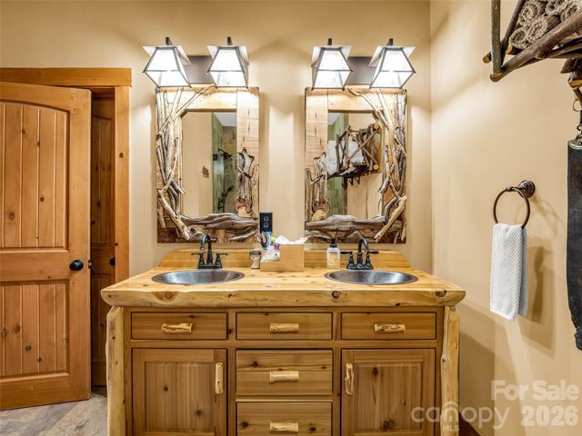 182 Deer Trail, Lake Lure, NC 28746