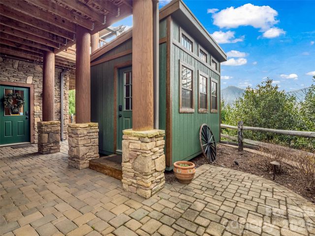 182 Deer Trail, Lake Lure, NC 28746