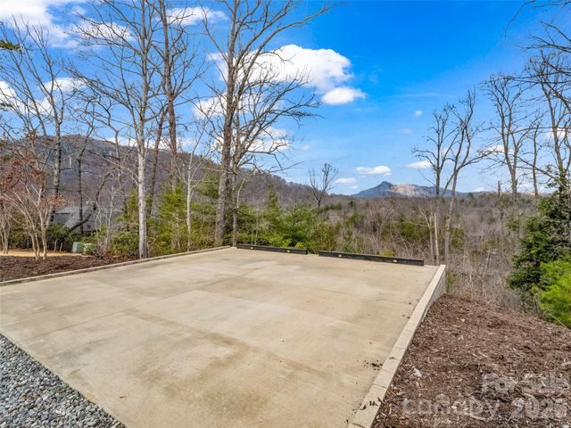182 Deer Trail, Lake Lure, NC 28746