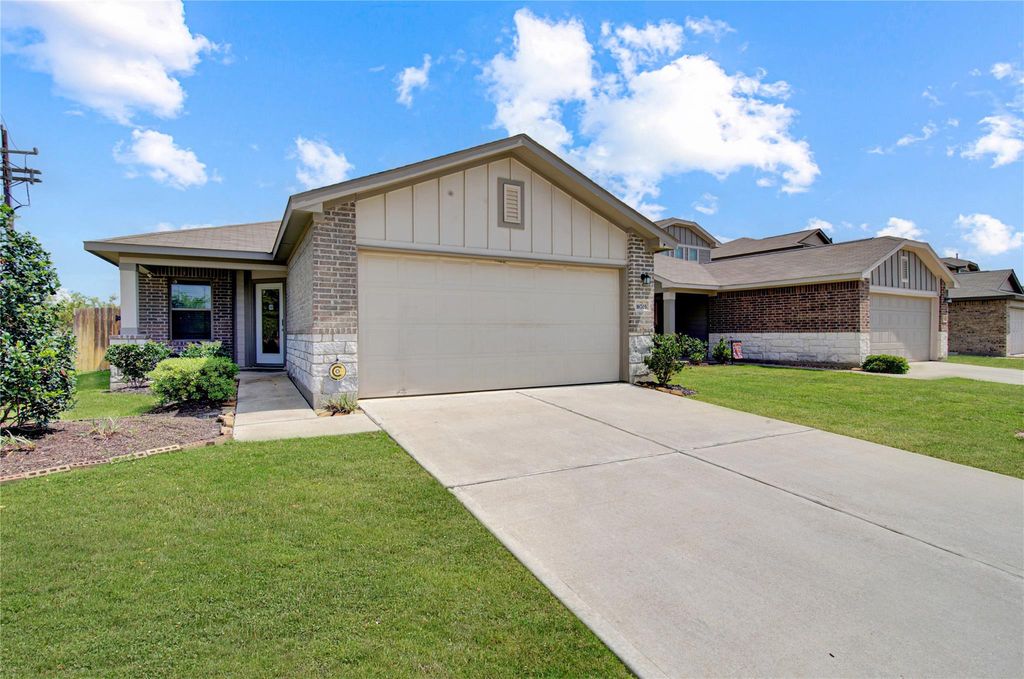 14012 Mack Wood Trail, Conroe, TX 77303