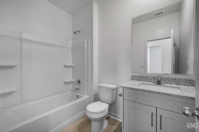 5127 Beaverhead Avenue, Bakersfield, CA 93306