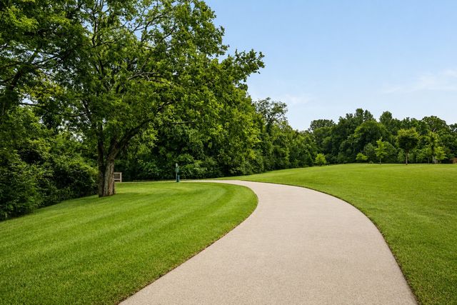 390 Hammock Ln, Spring Hill, TN 37174