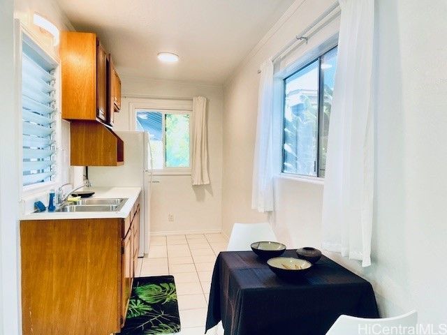 58-358 Kamehameha Highway B, Haleiwa, HI 96712