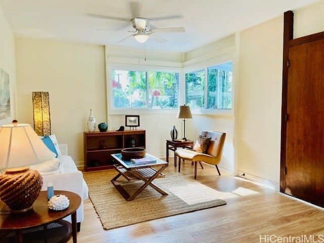 58-358 Kamehameha Highway B, Haleiwa, HI 96712