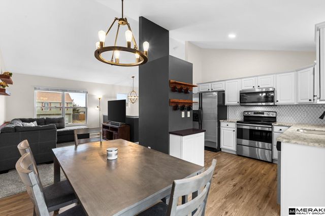 16121 Blackwalnut Street, Omaha, NE 68136