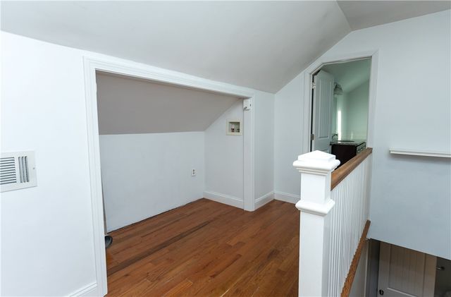 20 West View Street, Warwick, RI 02889
