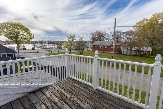 20 West View Street, Warwick, RI 02889