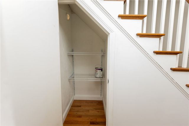 20 West View Street, Warwick, RI 02889