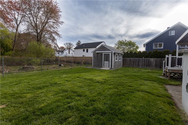 20 West View Street, Warwick, RI 02889