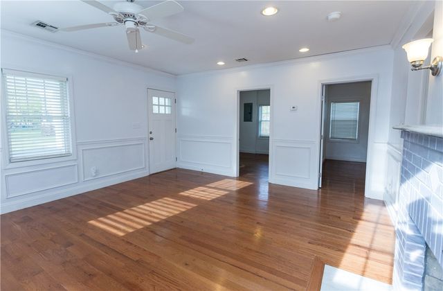 20 West View Street, Warwick, RI 02889