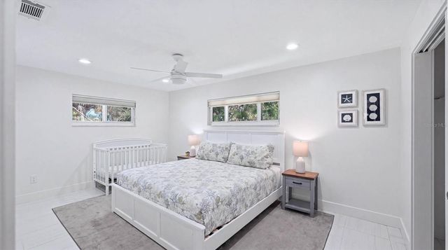 5333 SIESTA COURT, Sarasota, FL 34242