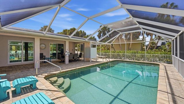 5333 SIESTA COURT, Sarasota, FL 34242