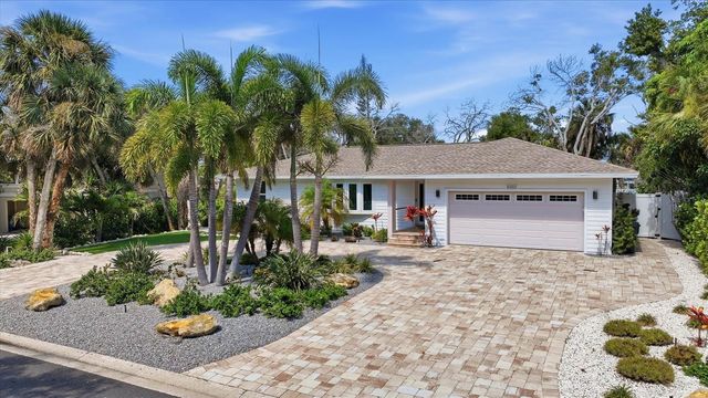 5333 SIESTA COURT, Sarasota, FL 34242