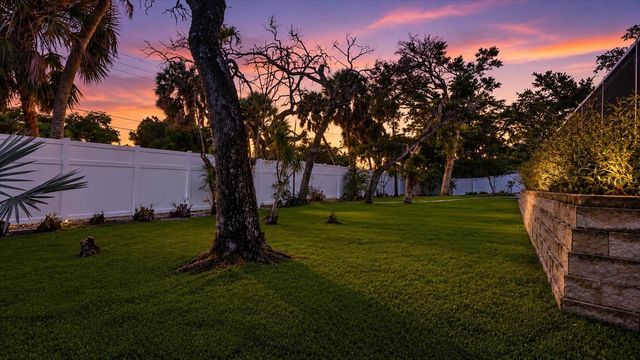 5333 SIESTA COURT, Sarasota, FL 34242