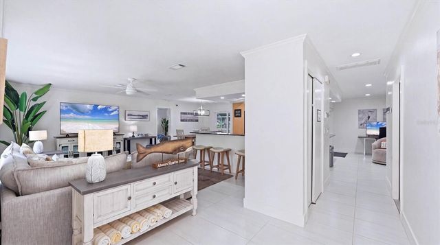 5333 SIESTA COURT, Sarasota, FL 34242