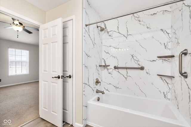 11948 Esty Way, Carmel, IN 46033