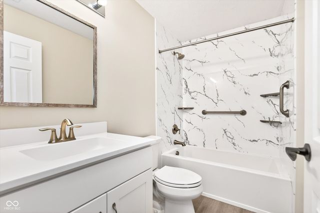 11948 Esty Way, Carmel, IN 46033