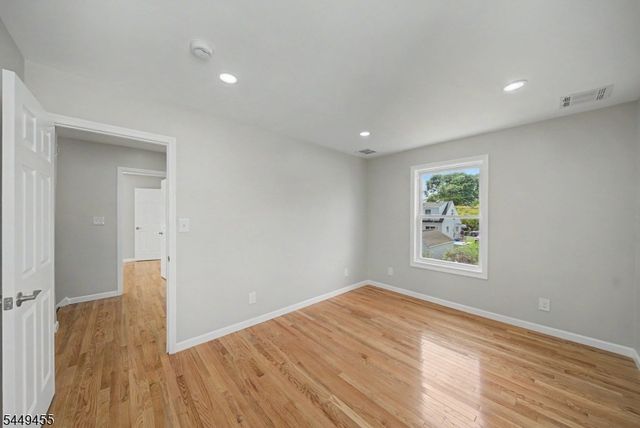 699 Bloomfield Ave, Clifton City, NJ 07012